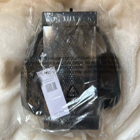 Textured Tumbler & Earmuff Set - Picture 3 of 3